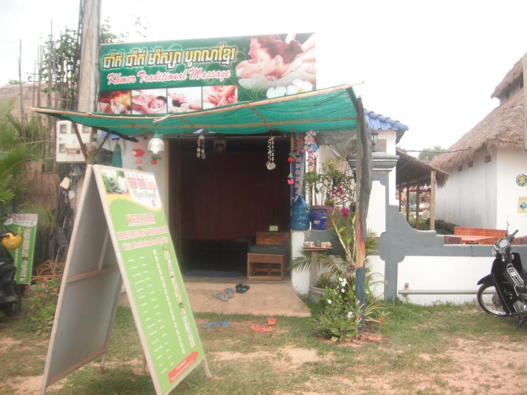 Pat Pat Guesthouse Sihanoukville Exterior foto