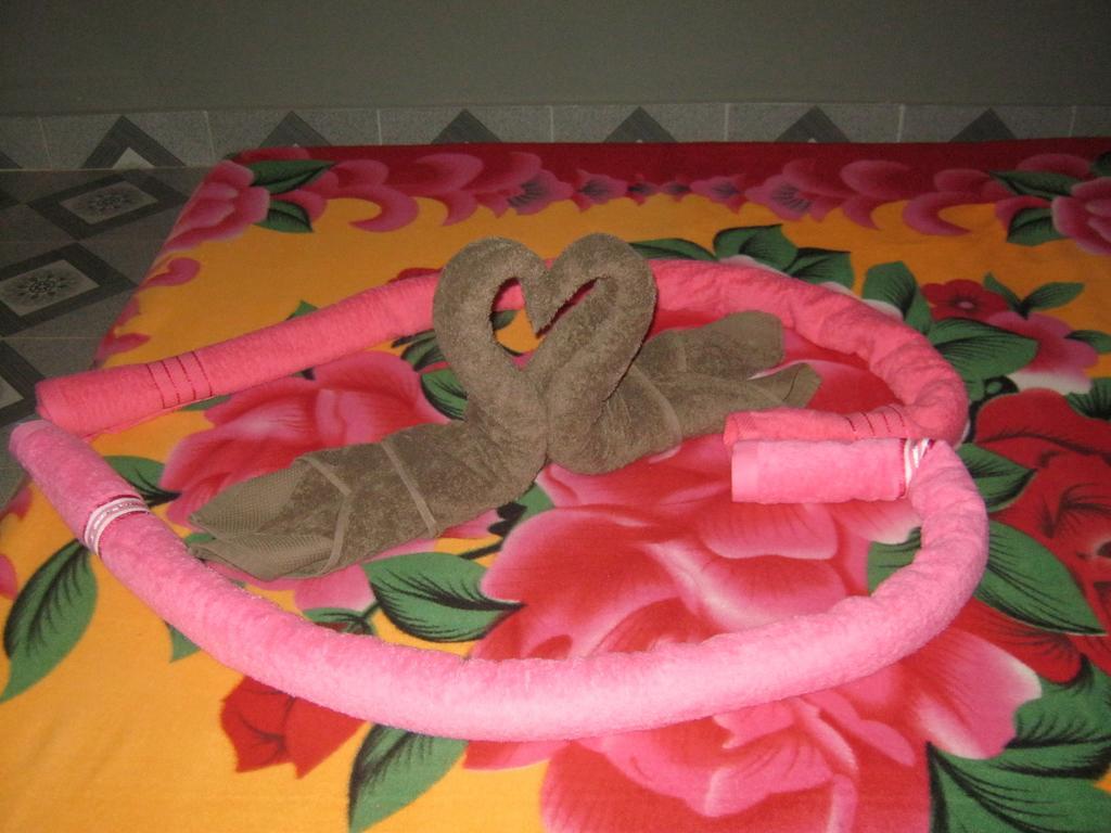 Pat Pat Guesthouse Sihanoukville Quarto foto